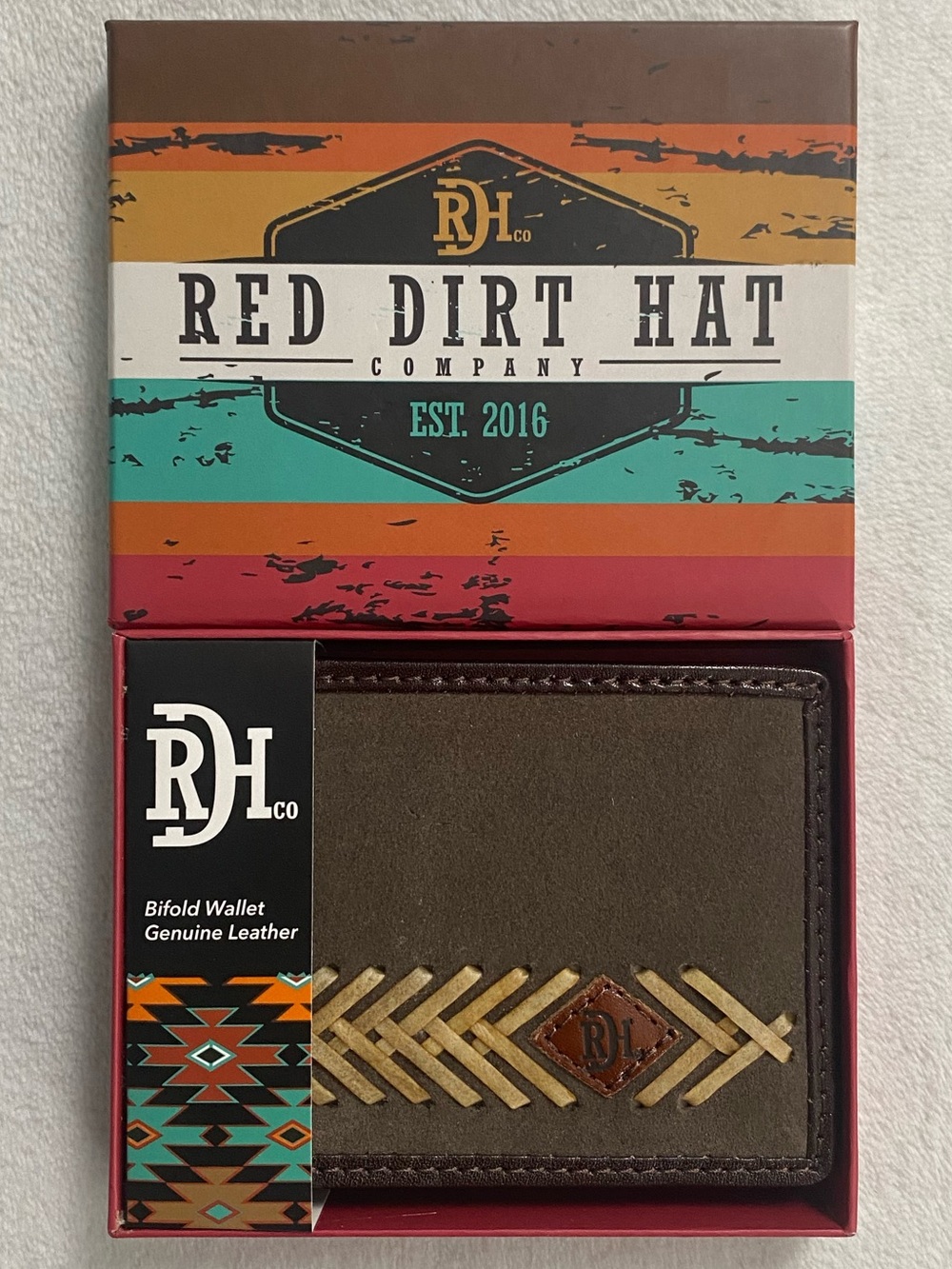Red Dirt Hat Genuine Leather Suede Woven Straw Bi Fold Wallet | Brown - Picture 7 of 8